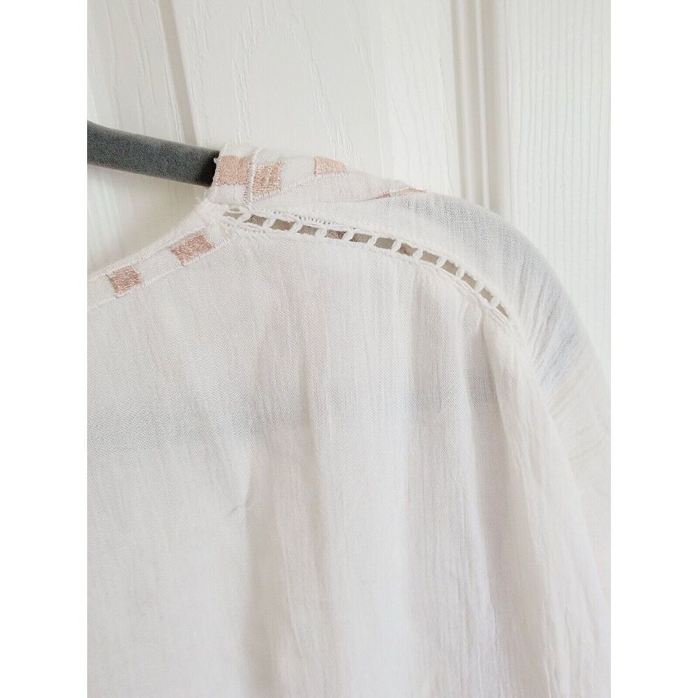 Chico's S/M Embroidered Poncho Top Boho Flowy Cream Size 8-10 Beaded - Picture 10 of 10